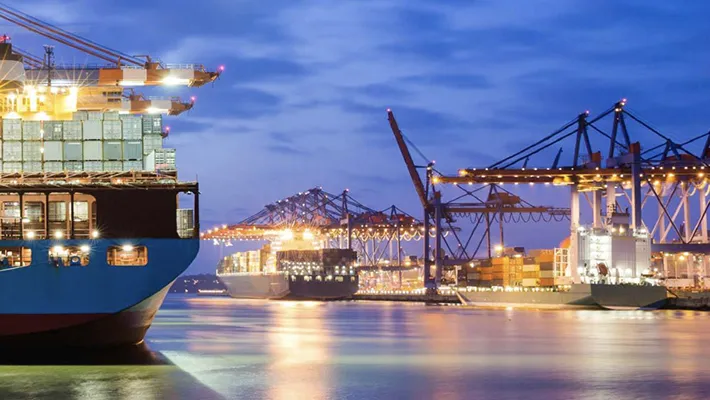 Kitajski trgovinski presežek dosegel 1 bilijon dolarjev